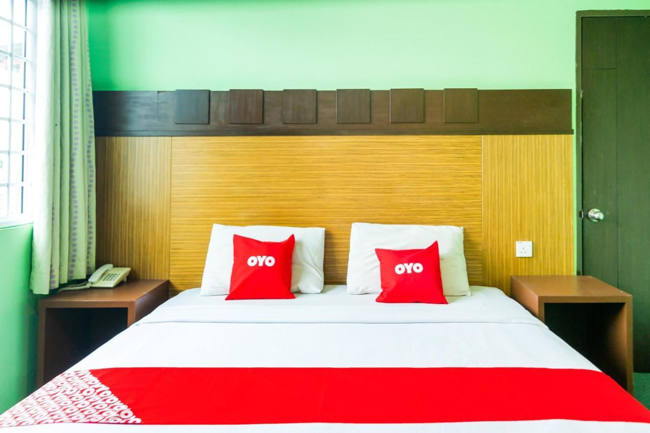 Oyo 89408 Royal Hotel Keningau Exterior photo