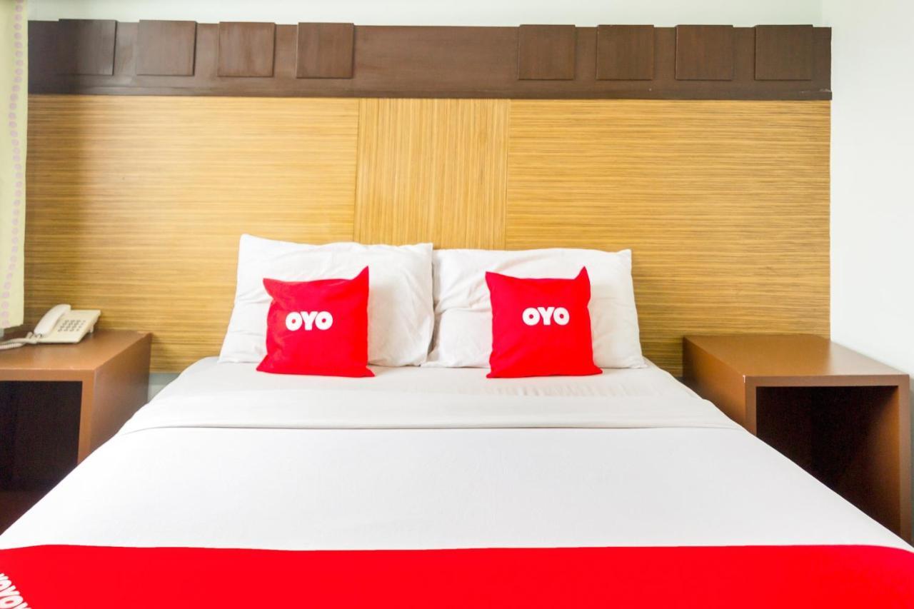 Oyo 89408 Royal Hotel Keningau Exterior photo